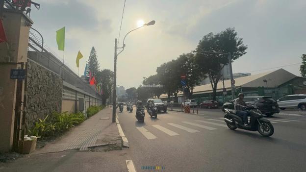 Nhà mặt phố Nguyễn Thị Minh Khai, Quận 1 - Diện tích 160m², 5 tầng, có thang máy.