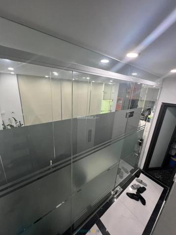 ? Bán nhà mặt phố Nguyễn Lương Bằng, Đống Đa: Diện tích 100m2, 3 tầng, mặt tiền 4.5m, giá chỉ 26 tỷ - cơ hội đầu tư hấp dẫn