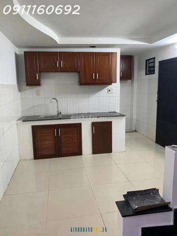 Bán nhà trong hẻm số 4, cư xá Đô Thành, phường 4, quận 3, giá 7,2 tỷ (diện tích 3,6m x 16m).